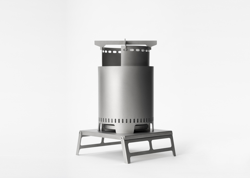 二次燃焼の焚火台HIBACHI｜埼玉県吉川市の町工場 有限会社山口製作所 オリジナルデザインキャンプ用品