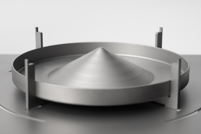 二次燃焼の焚火台HIBACHI｜埼玉県吉川市の町工場 有限会社山口製作所 オリジナルデザインキャンプ用品