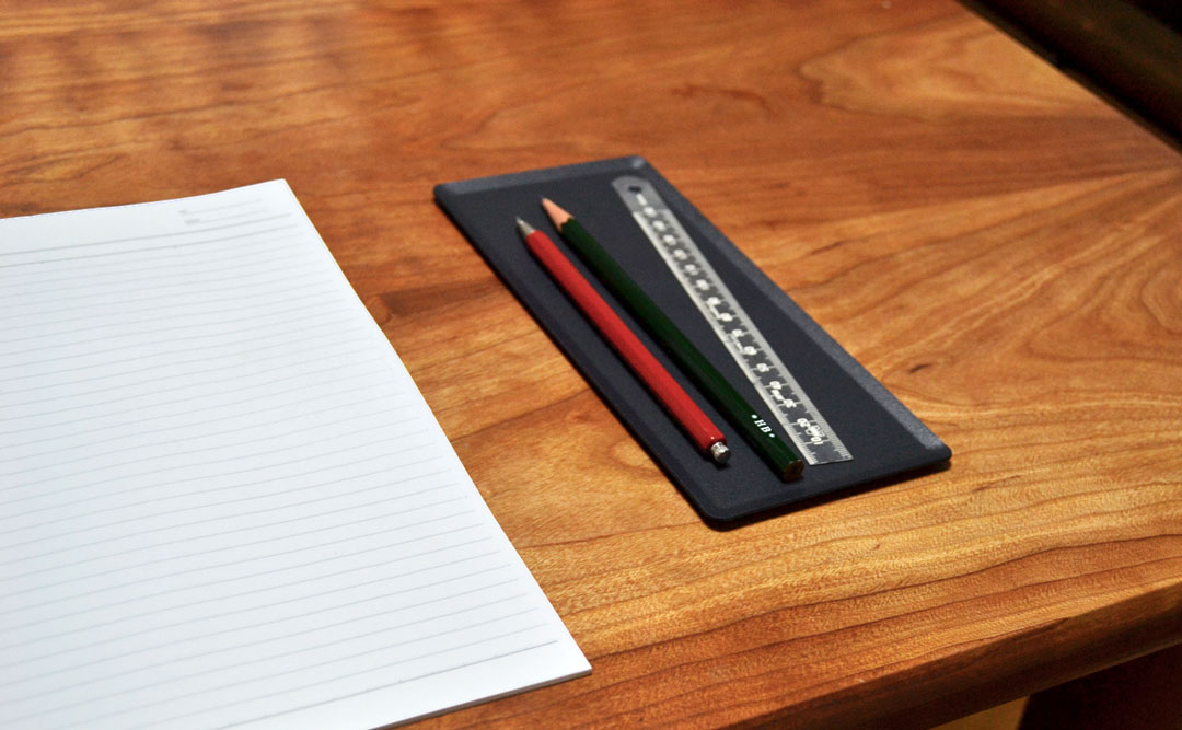 低い立ち上がりのトレイ｜埼玉県吉川市の町工場 有限会社山口製作所 オリジナルデザイン製品