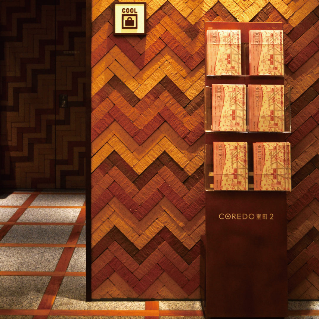 埼玉県吉川市 金属加工の町工場 有限会社山口製作所 オリジナル店舗デザイン什器・オブジェ｜商業施設内 パンフレット什器